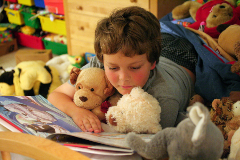 Djeca kojoj se rano počinje čitati rano pokazuju interes za učenje čitanja