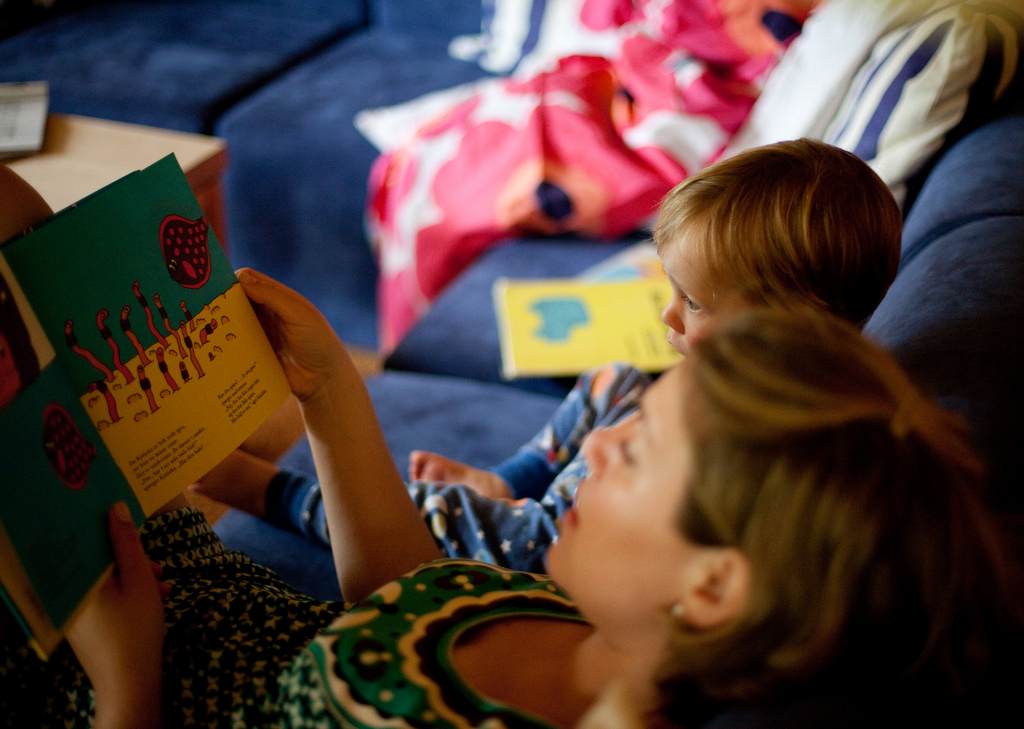 Čitanje je aktivnost kojom se djeca smiruju prije spavanja