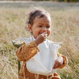 Podbradnik - Vanilla White