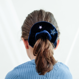 Dječja gumica za kosu scrunchie - Baršunasta zvijezda
